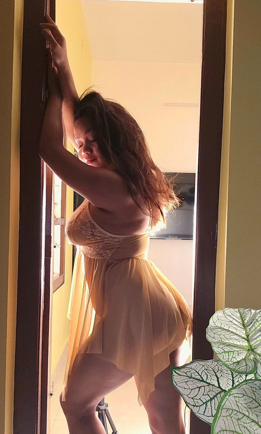 escort service gajraula